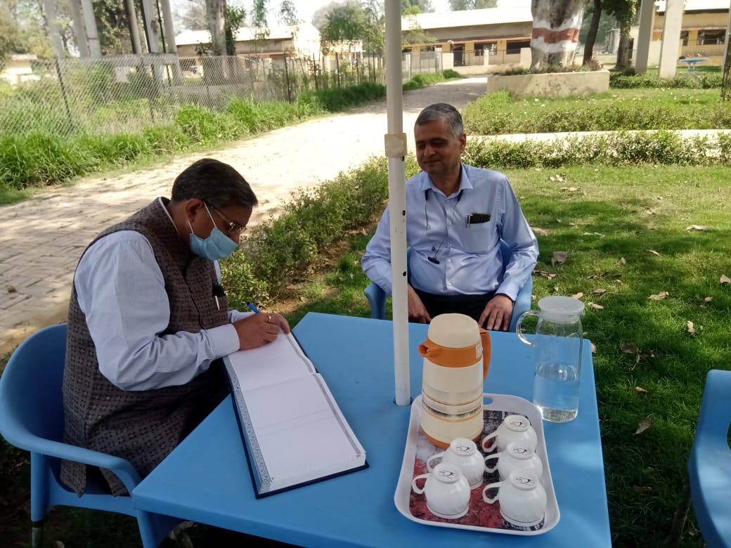 Chairman, University Grant Commission Prof D. P. Singh visited DUVASU, Mathura on 7th March 2021 and appreciated the activities of the Goat Unit of the College