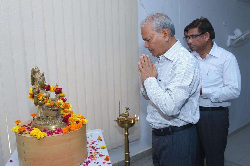 तीन दिवसीय प्रशिक्षण कार्यक्रम ‘पशु आहार उद्योग-ग्रामीण युवाओं हेतु उद्यमिता का नया आयाम’ Entrepreneurship training to rural youth under RKVY funded project in department of Animal Nutrition