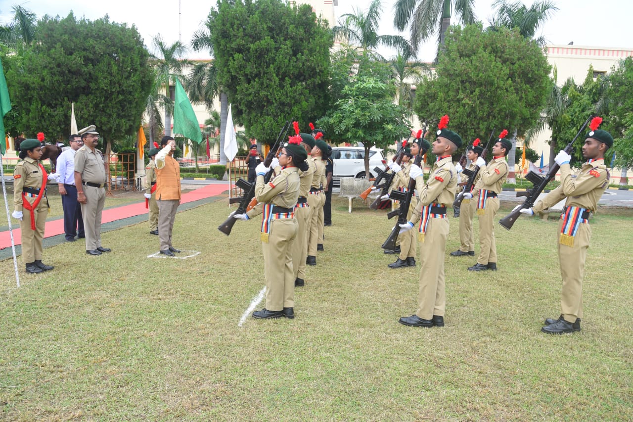 Guard of Honour to Hon’ble Vice – Chancellor by NCC cadets on the occassion of Independence Day