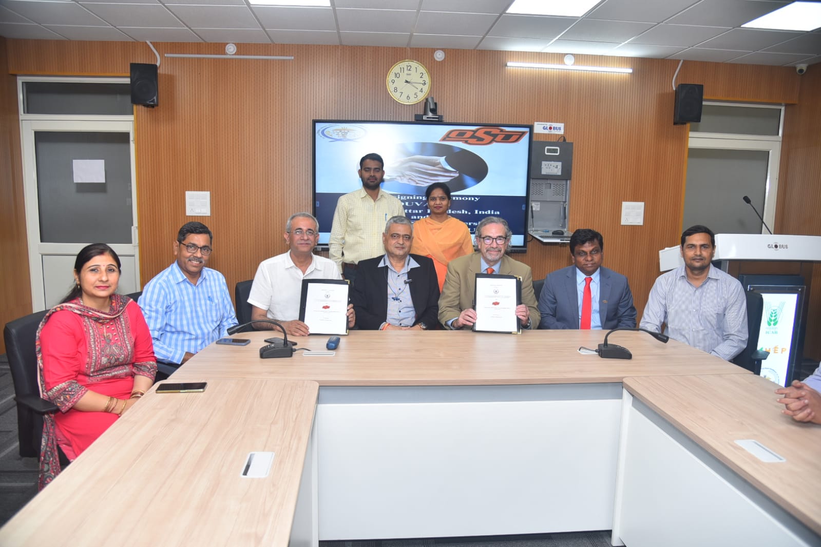 MoU sign Oklahoma State University College of Veterinary Medicine, Stillwater,  Oklahoma, USA  between DUVASU, Mathura