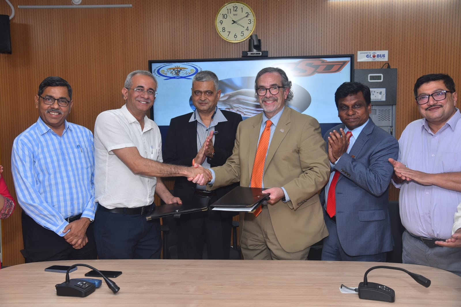 MoU sign Oklahoma State University College of Veterinary Medicine, Stillwater,  Oklahoma, USA  between DUVASU, Mathura